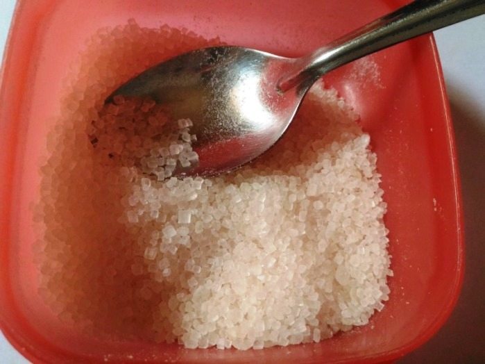 DIY Cooling Peppermint Bath Salts5