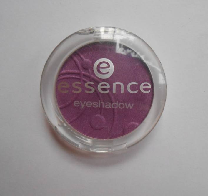 Essence 56 Hyped Up Metallic Effects Mono Eyeshadow