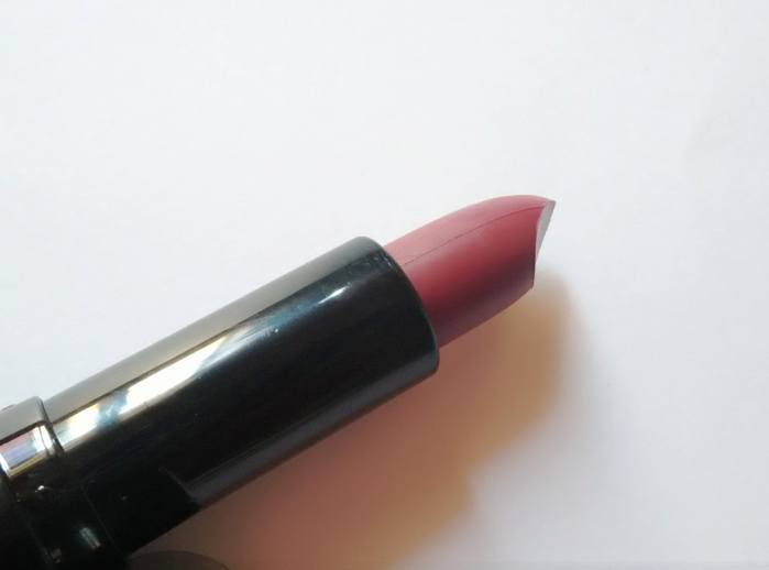 Makeup Revolution Anticipate It Lip Power Review2
