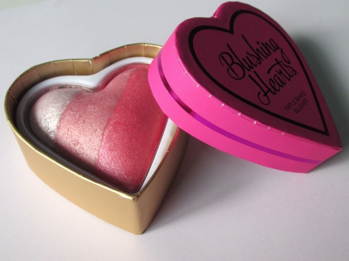 Makeup Revolution London Blushing Hearts Bursting With Love Review open