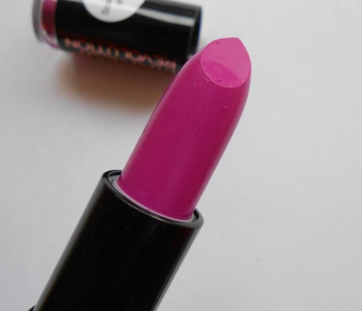 Makeup Revolution London Scandalous Amazing Lipstick