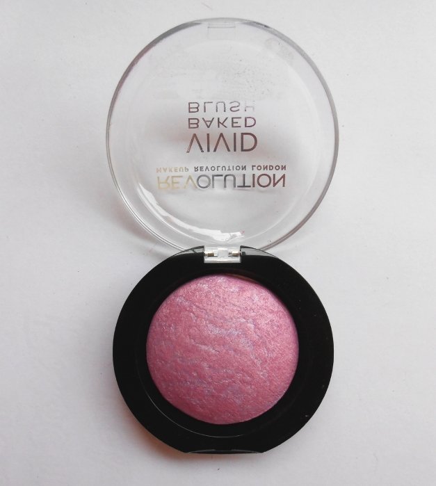 Makeup Revolution One For Playing Games Vivid Baked Blusher Review4
