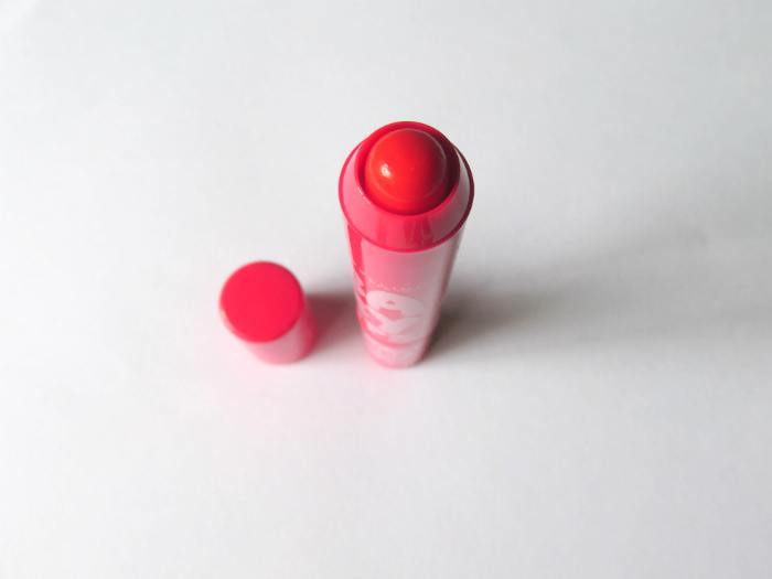 Maybelline Baby Lips Candy Wow in cherry Review3