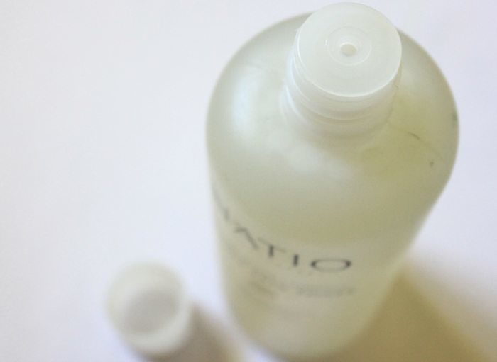 Natio Aromatherapy Rosewater & Chamomile Gentle Skin Toner Review opening