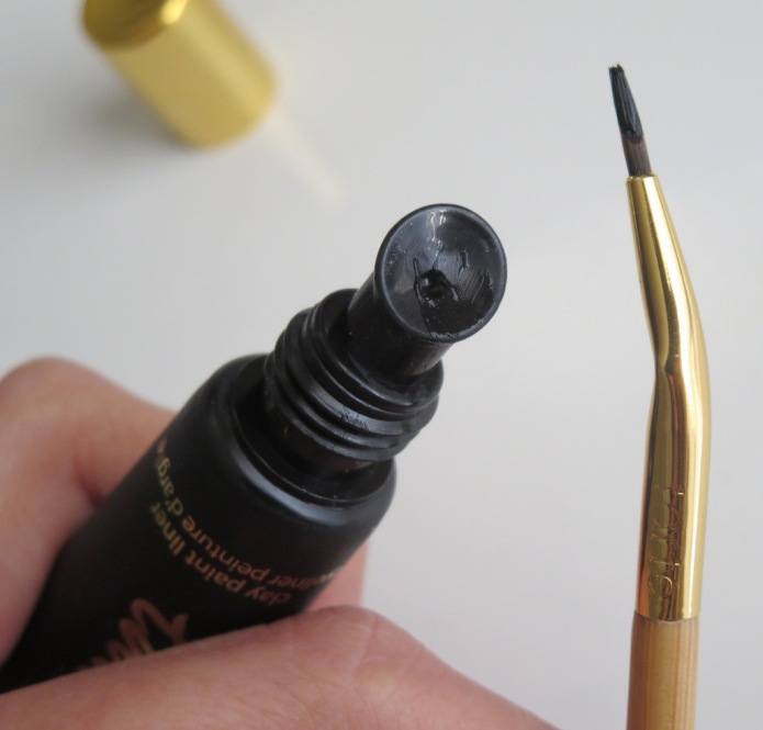 Tarte Tarteist Clay Paint Liner and Brush Review + 2 Dazzling Eye Makeup Looks5