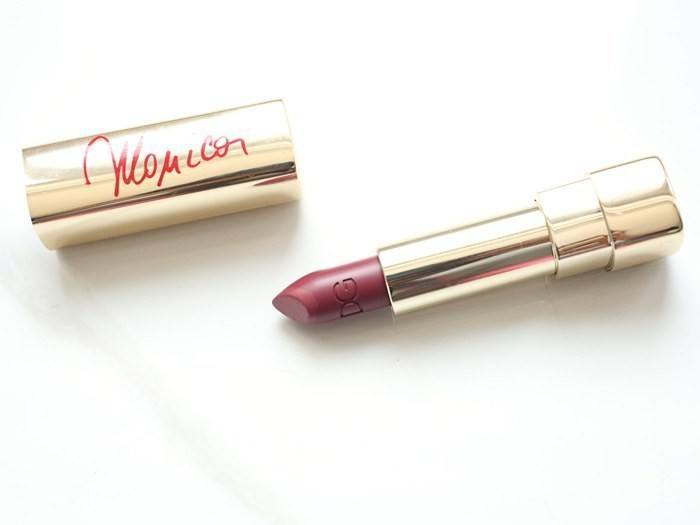 dolce gabbana lipstick magnetic monica review, swatch