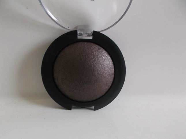 Eyeshadow pan