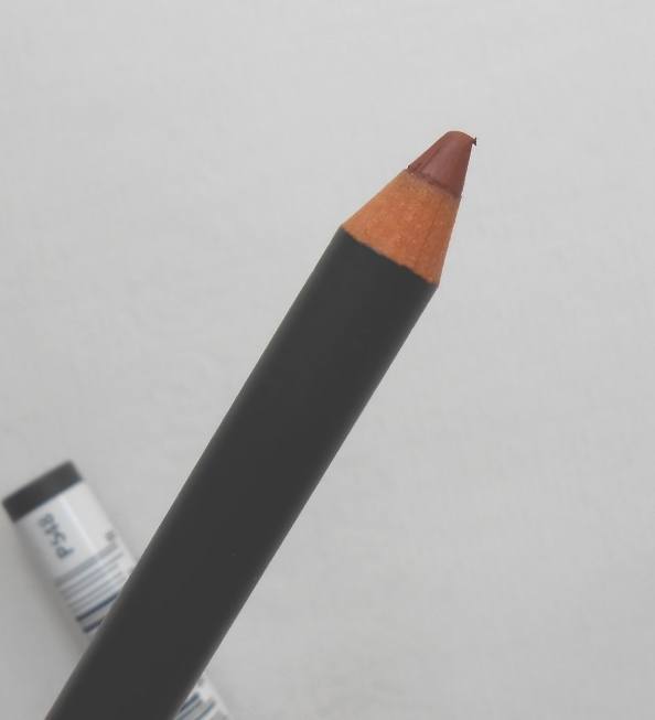 Lip liner pencil tip