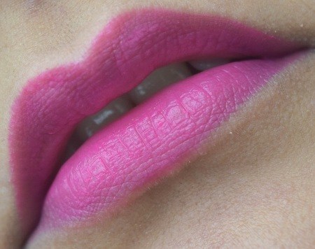 Maybelline Vivid Matte Liquid Electric Pink lip swatch
