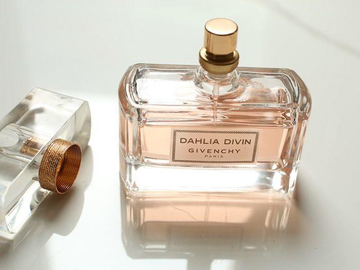 givenchy dahlia divin perfume review
