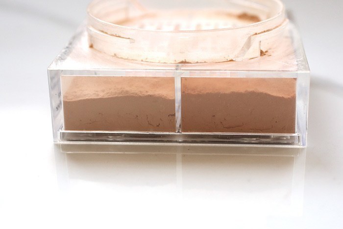 givenchy-matte-finish-enhanced-radiance-loose-powder-review-3