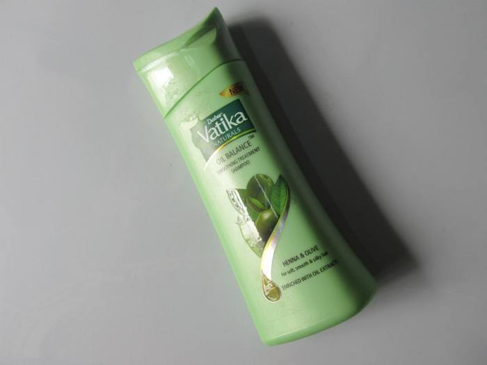 Dabur Vatika Oil Balance Smoothing Treatment Shampoo Review
