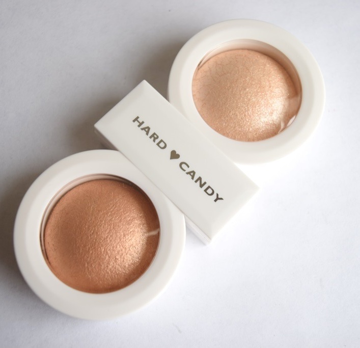 Hard Candy Just Glow Baked Illuminating Duo pans