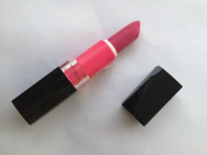 KleanColor Madly Matte Lipstick – Dragon Fruit Review lipstick
