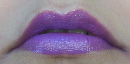 Maybelline Vivid Matte Liquid Vivid Violet lip swatch
