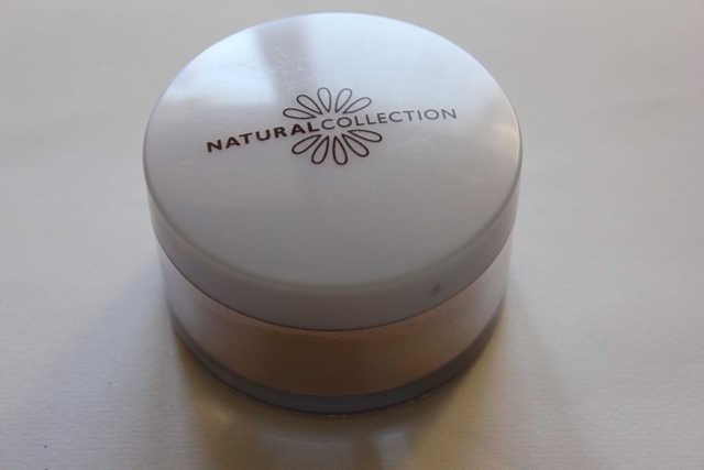 Natural Collection Loose Powder – Neutral Translucent Review