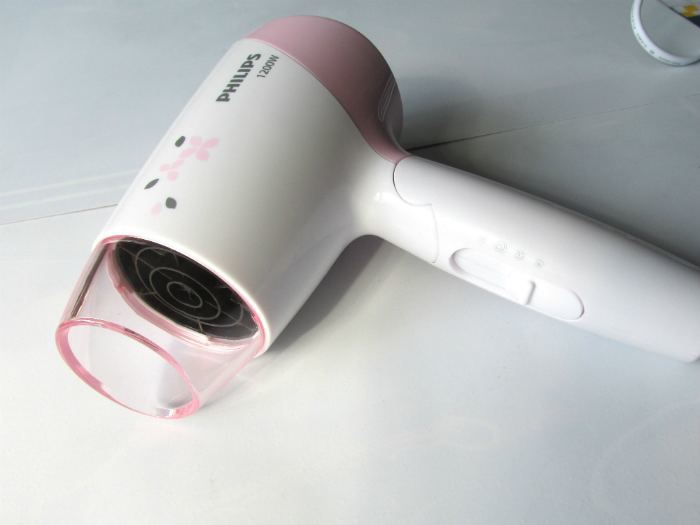 Philips HP8120 Essential Care 1200W Hair Dryer Review