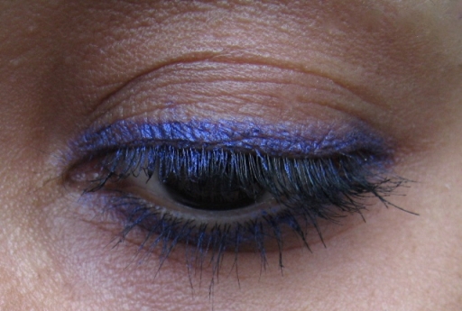Purple eyeliner swatch