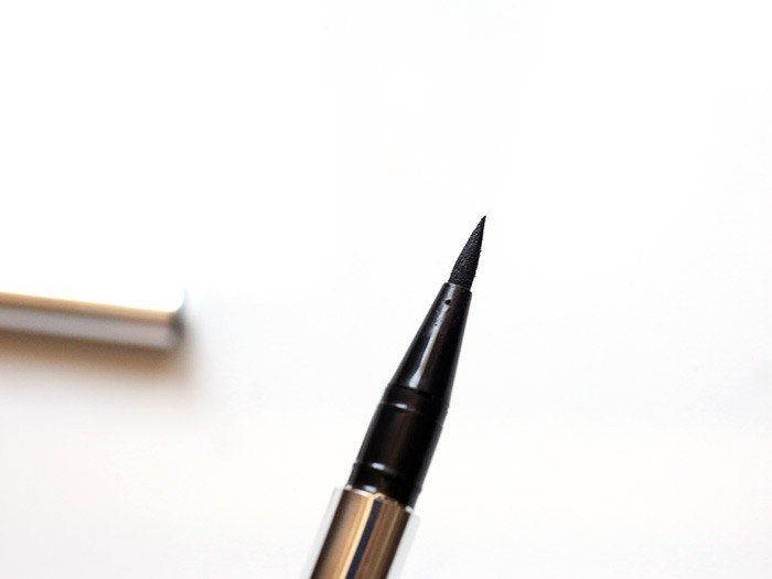 chantacaille le stylo ultra slim liner review