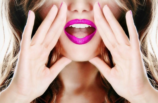 lipstick white teeth