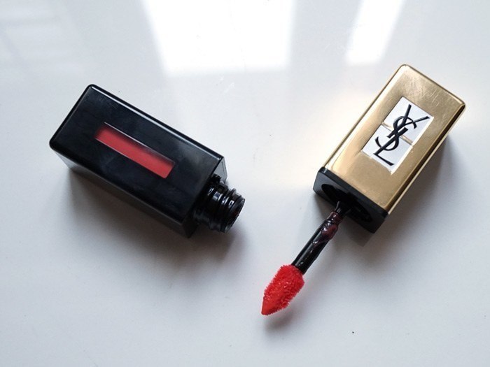 ysl ROUGE PUR COUTURE GLOSSY STAIN POP WATER juicy peach 1