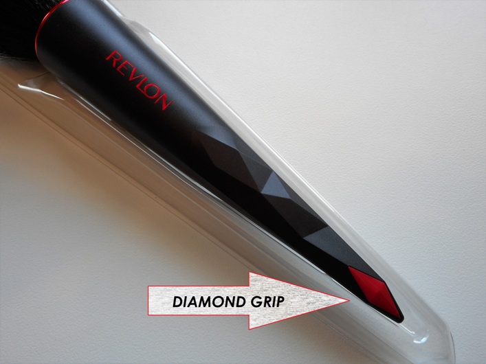 Diamond grip handle