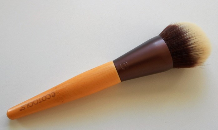 EcoTools Blending and Bronzing Brush Review