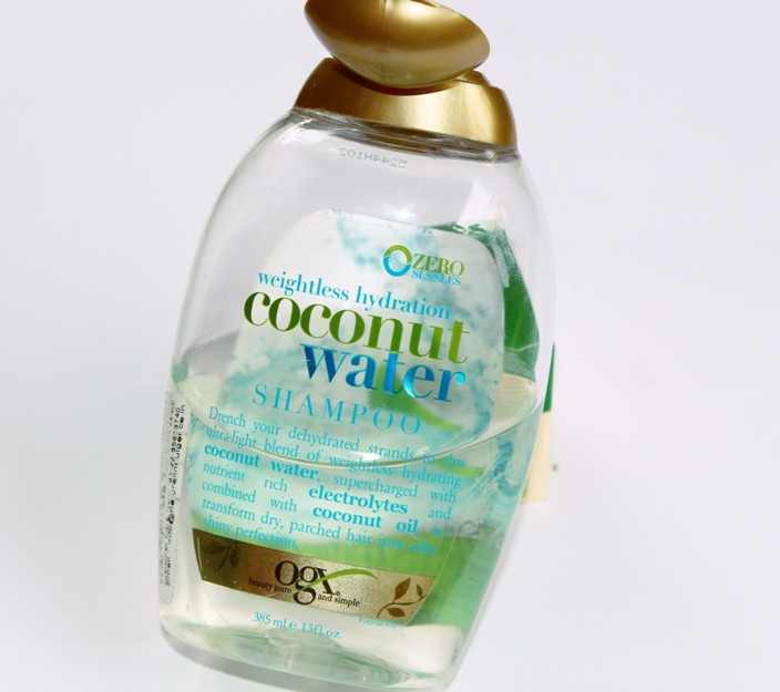 OGX Weightless Hydration Coconut Water Shampoo