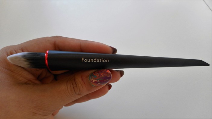 Revlon Foundation Brush