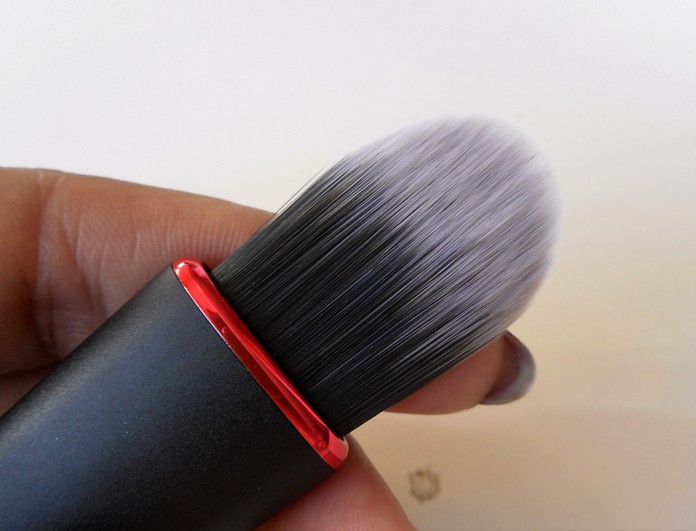 Revlon foundation makeup brush
