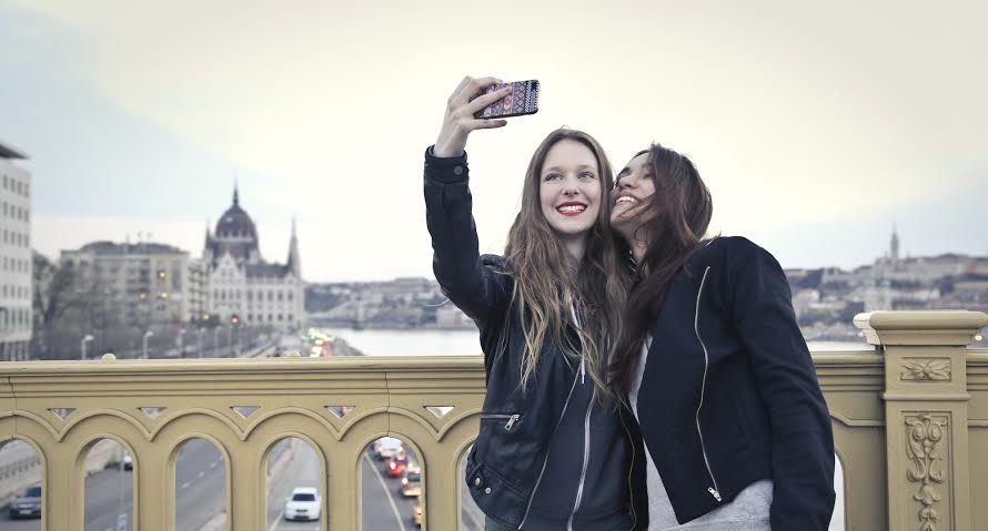 5 Reasons Why Taking Selfies Is Actually Good For You!