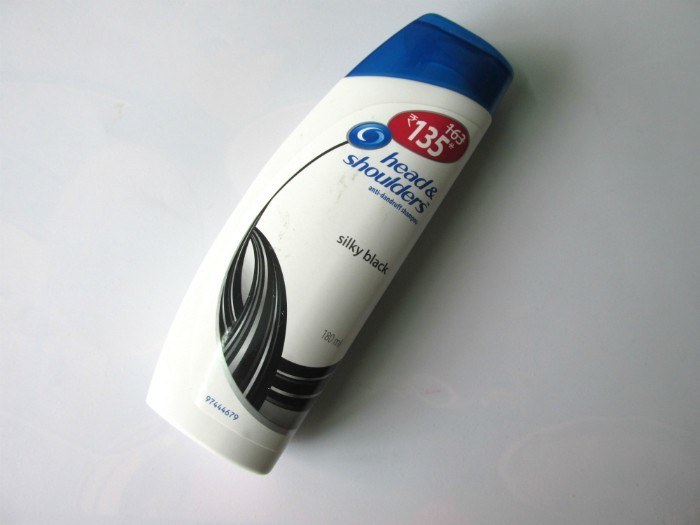 Head and Shoulders Silky Black Anti-Dandruff Shampoo Review