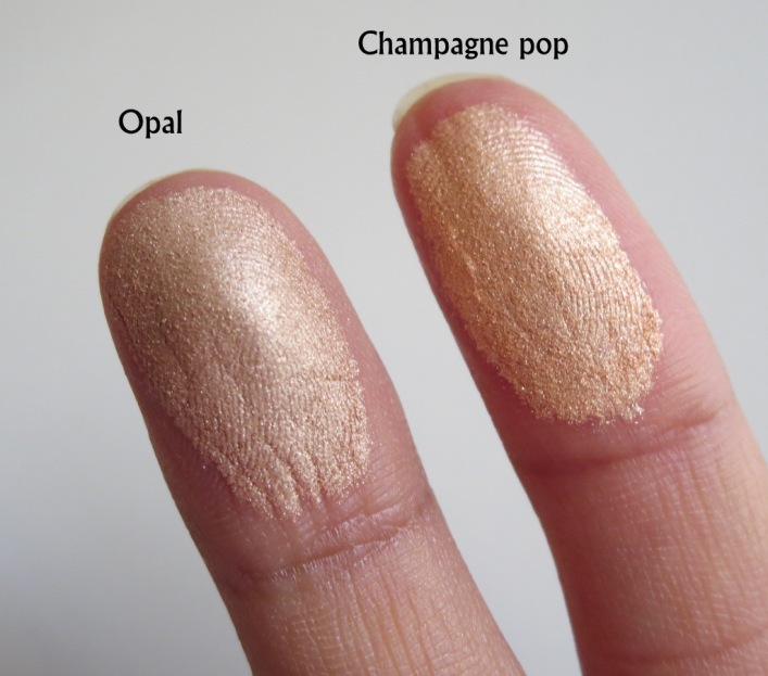 Voldoen Kelder leren Becca Jaclyn Hill Shimmering Skin Perfector Pressed - Champagne Pop Review