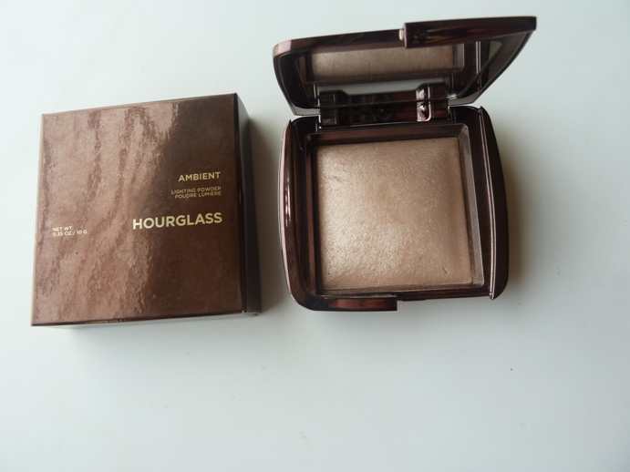 kapsel nyhed absorberende Hourglass Luminous Light Ambient Lighting Powder Review