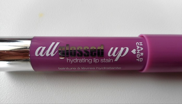 Lip stain packaging