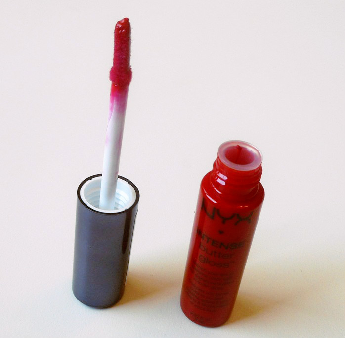 Red liquid lipstick