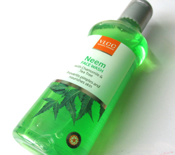 VLCC Neem Face Wash Review