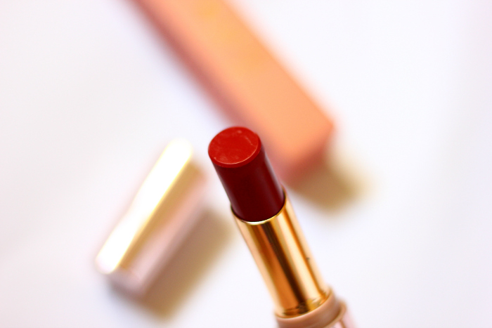 Lakme Red Rage 9 to 5 Crease-less Lip Color