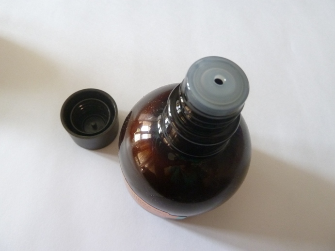 Massage oil packaging