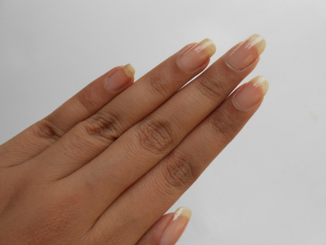 Essence Studio Nails Ultra Strong Nail Hardener Review