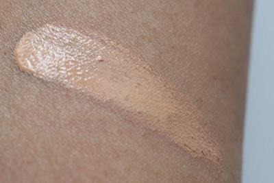 chantecaille-future-skin-oil-free-gel-foundation swatch