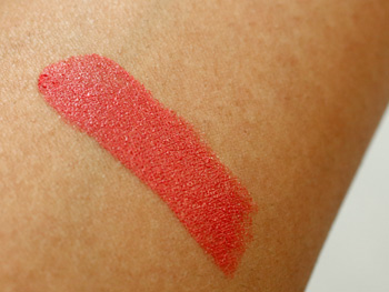 chantecaille-lipstick-magnolia-review-swatch
