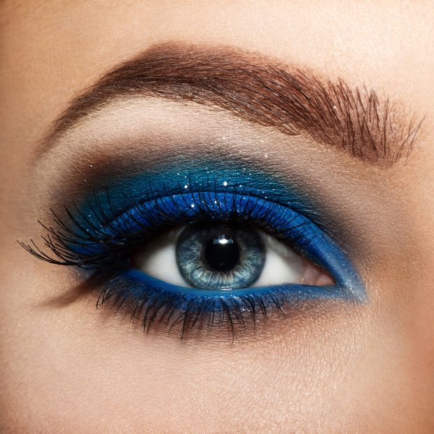 gorgeous blue eye makeup