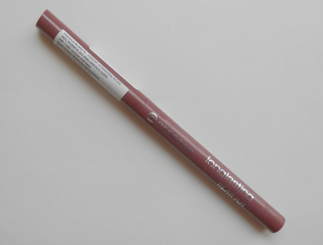 These long lasting lip liners from Essence come in retractable form