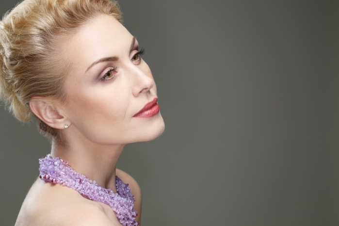 7 Wonderful Makeup Tips for Aging Skin by Lisa Eldridge