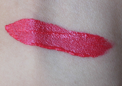 Buxom wildly whipped moonlighter liquid lipstick swatch