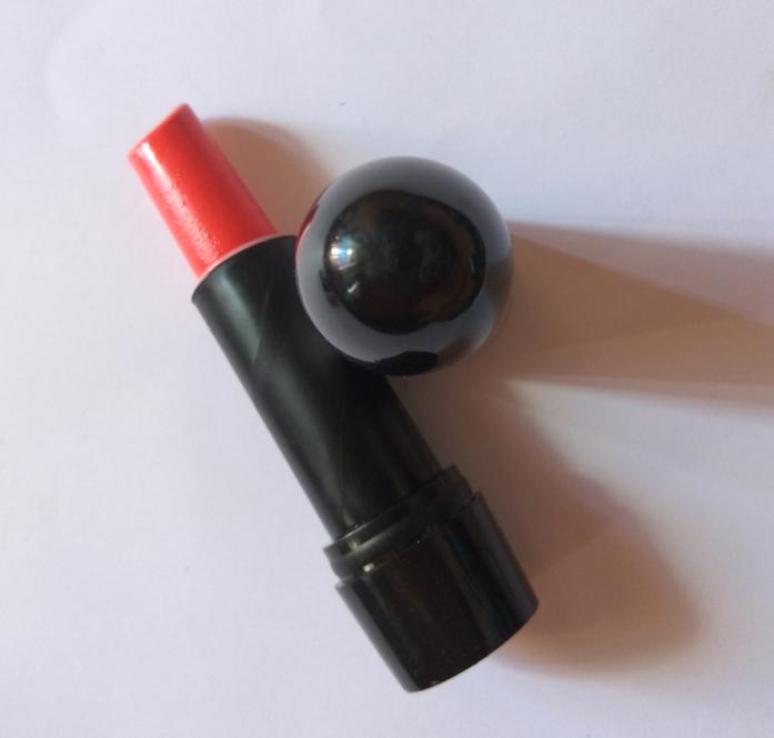 Elle 18 Color Pops Matte Lipstick Coral Dose Review