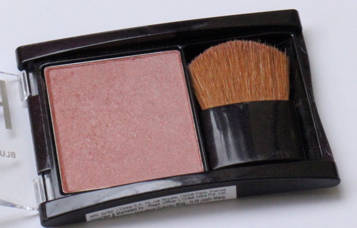 Maybelline Fit Me Blush texture
