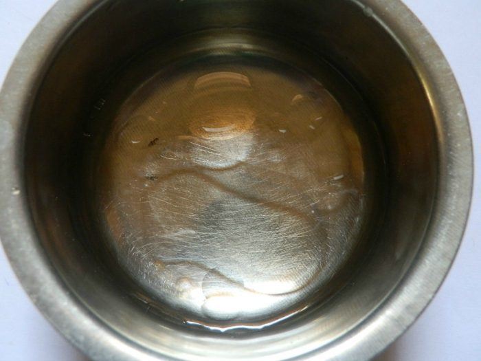 add oil to boiled water