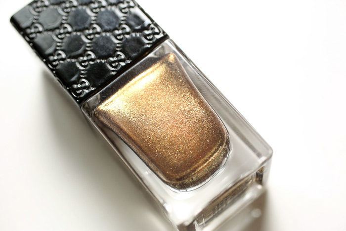 gucci nail paint iconic gold 5